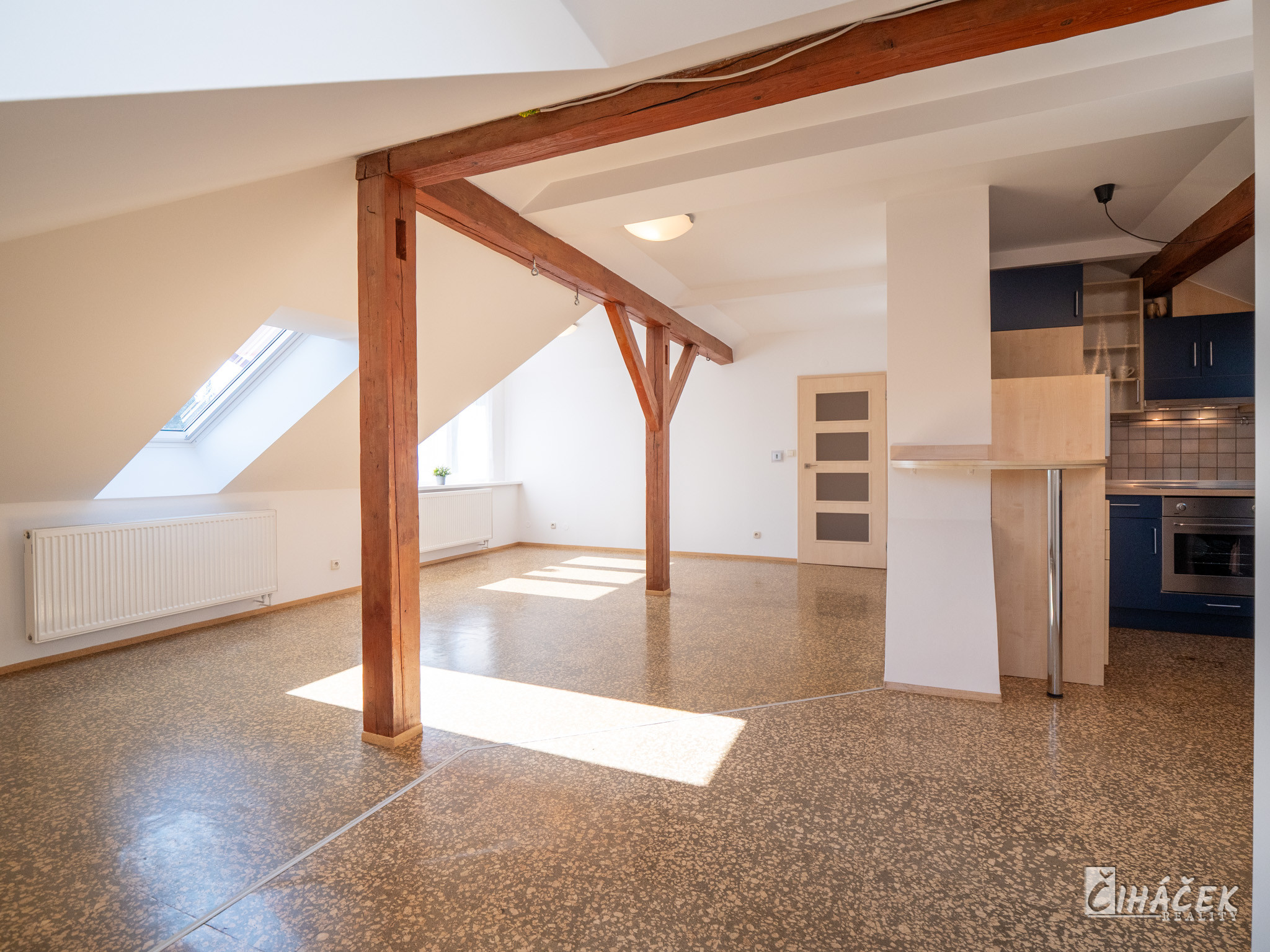 prodej_bytu_4kk_kurim_obyvak_-_zdenek_cihacek__15