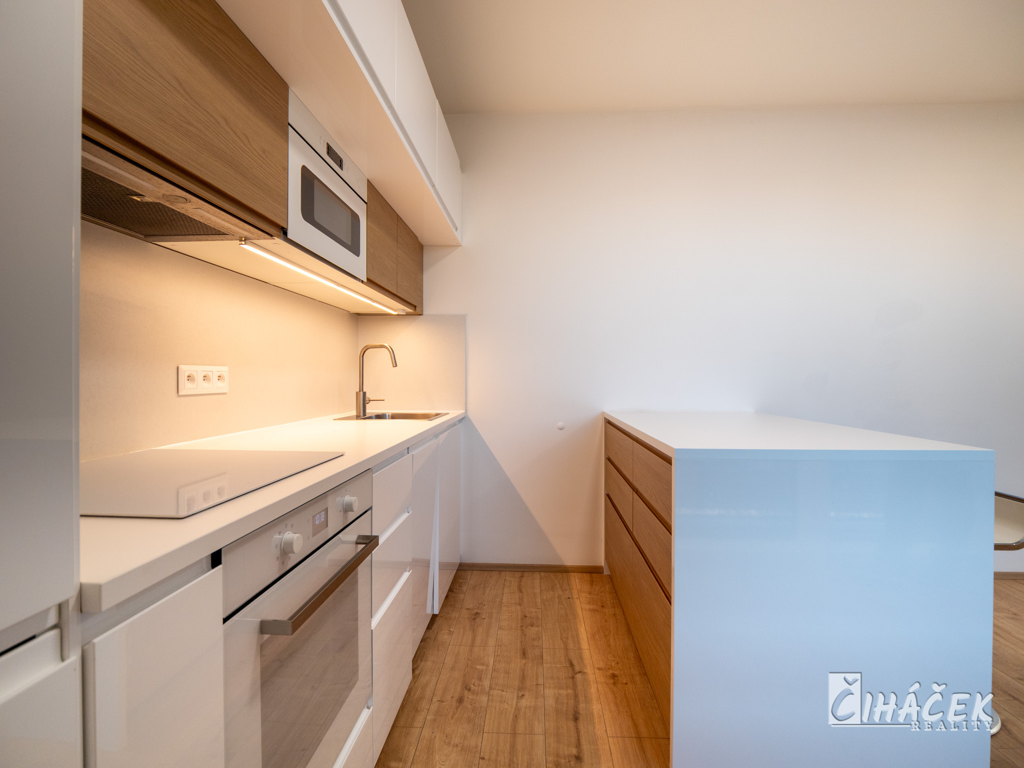pronajem_bytu_2kk_modrice_zdenek_cihacek_11